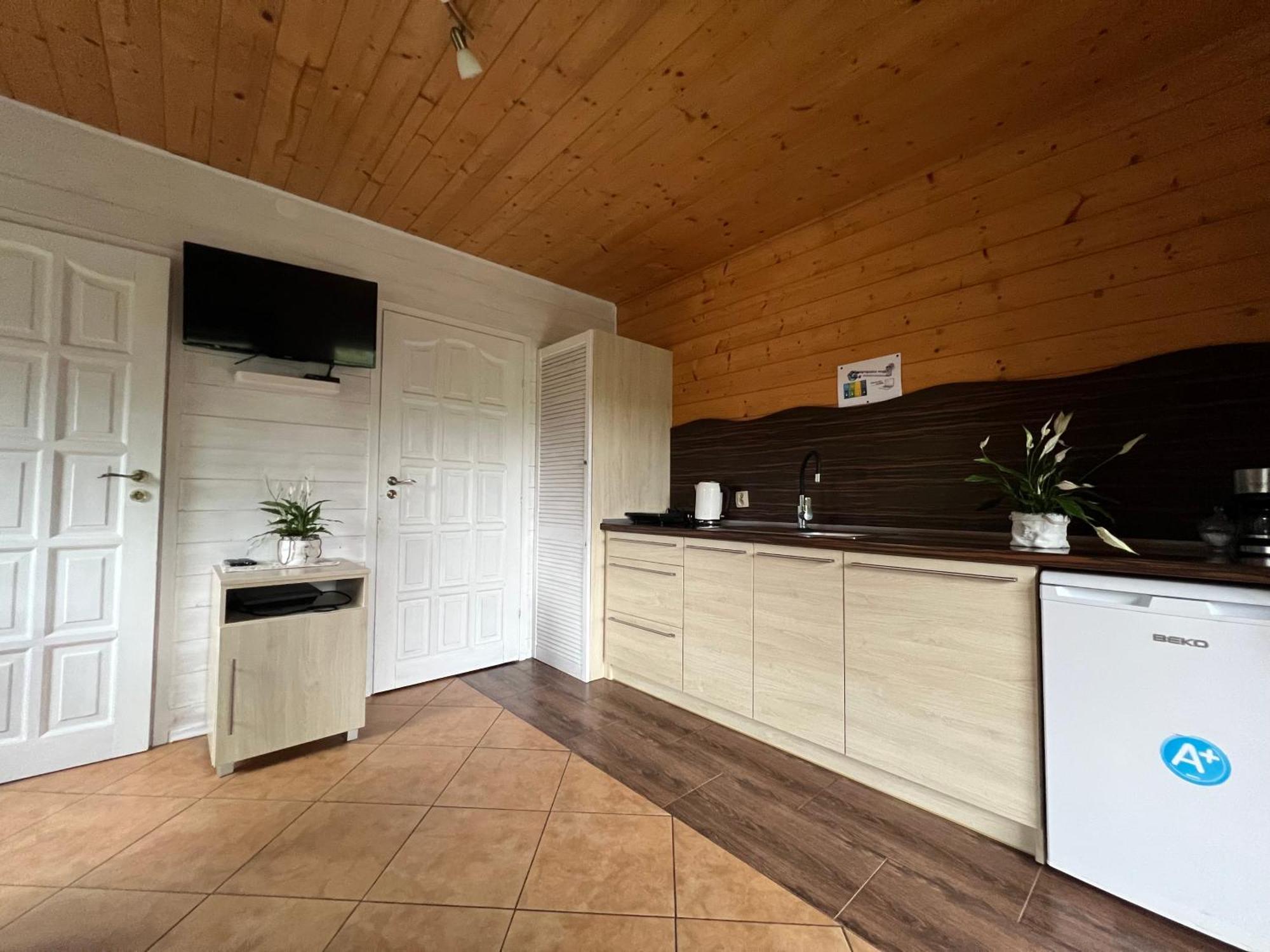 Osrodek Daglezja Villa Kołczewo Exteriör bild